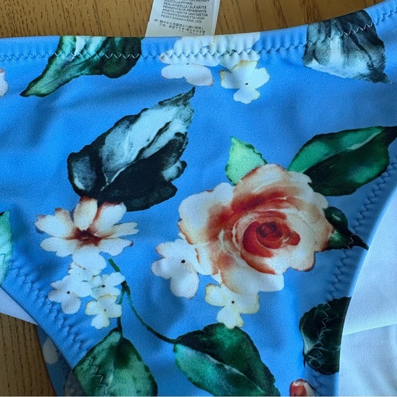 Cupshe small swimsuit bottoms floral watercolor womens size small blue swimming - Picture 3 of 11
